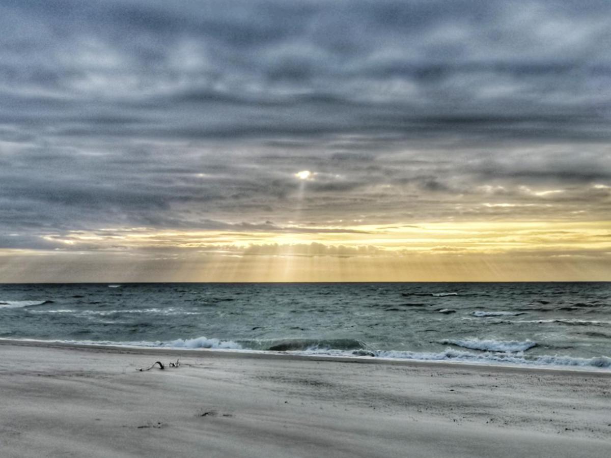 Mistral Przy Plazy Domki Caloroczne Ustka Buitenkant foto